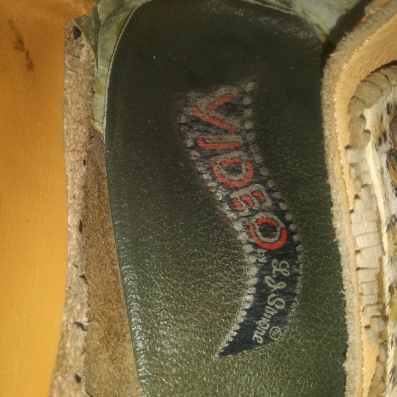 RARE Video Bohemian Leather Fur Flats Sz 8.5 / 9 - Picture 8 of 8